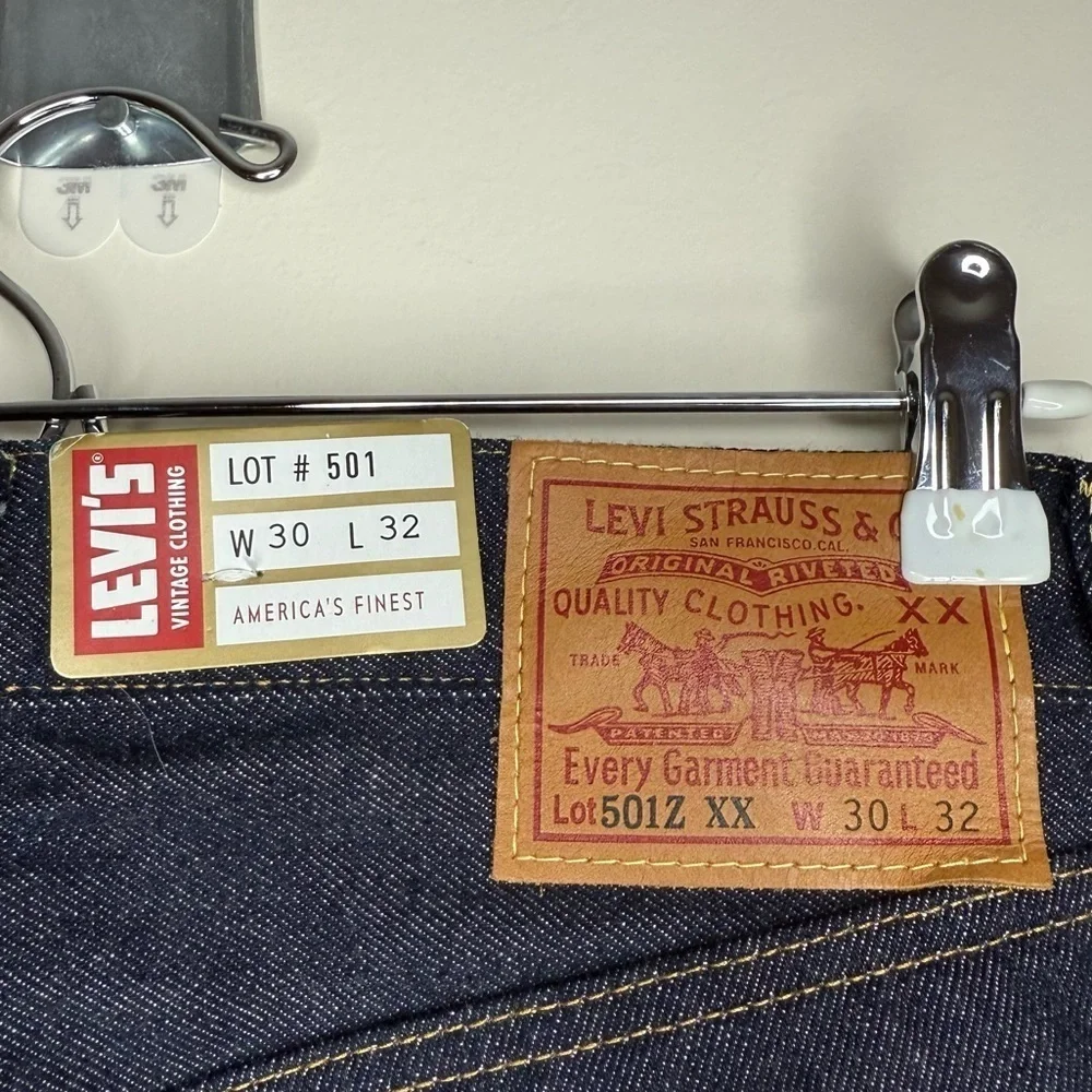 NWT LEVI’S Vintage 1954 501Z Straight Leg Jeans